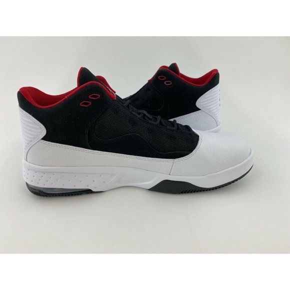 Nike Jordan Max Aura 2 White Black Red Men's Size 11 Shoes Bred - Picture 11 of 12